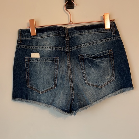 New with tags forever 21 jean shorts - Picture 3 of 5